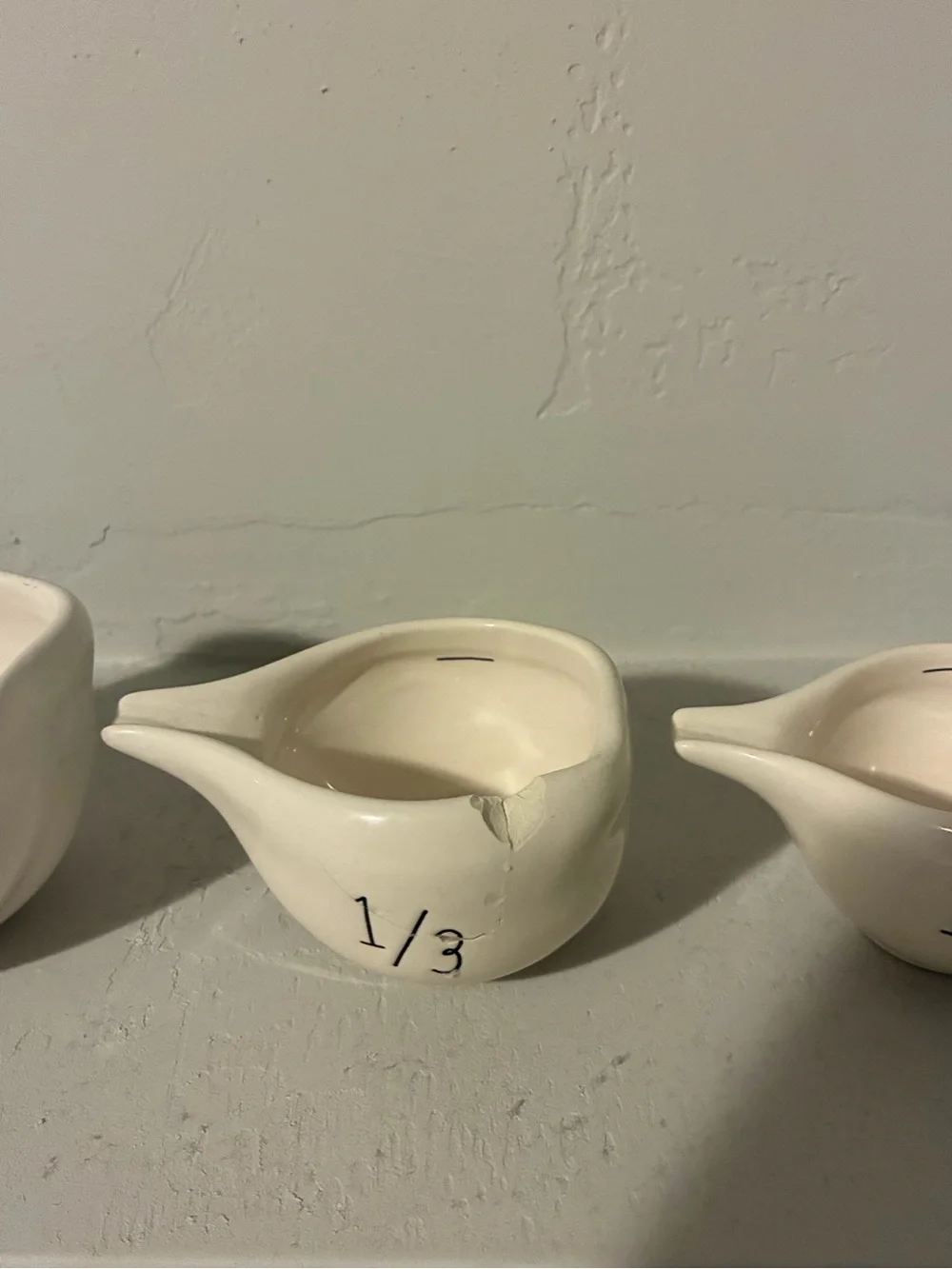 Rae Dunn garlic measuring cups